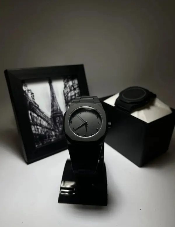 Full Black Aura Quartz Watch – Minimalist Premium Analog