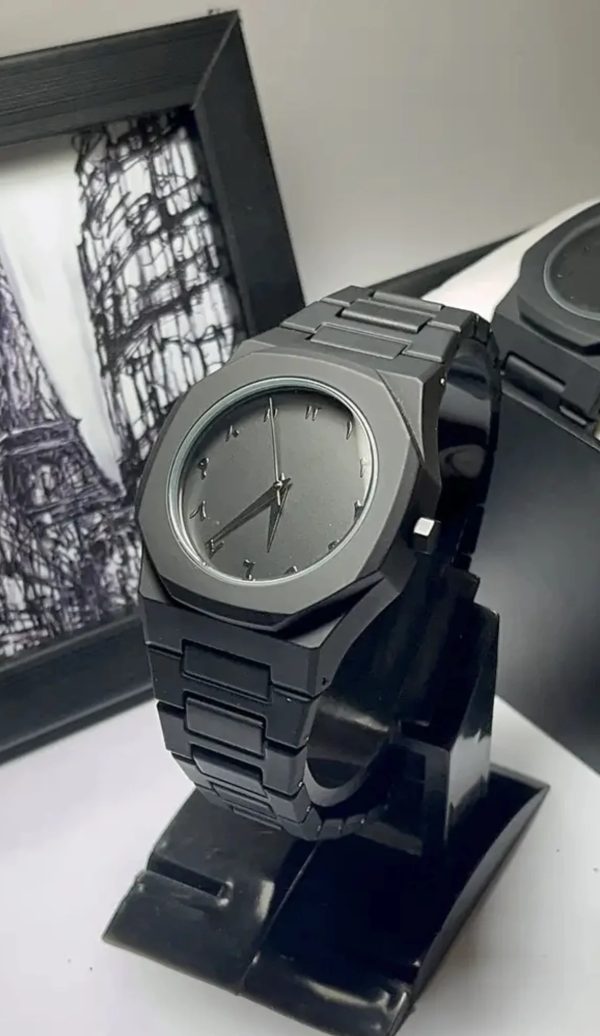 Full Black Aura Quartz Watch – Minimalist Premium Analog